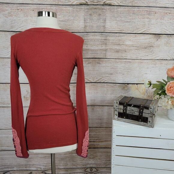 Free People Womens Sweater Meadow Fiesta Cuff Thermal Red Small - Picture 6 of 7